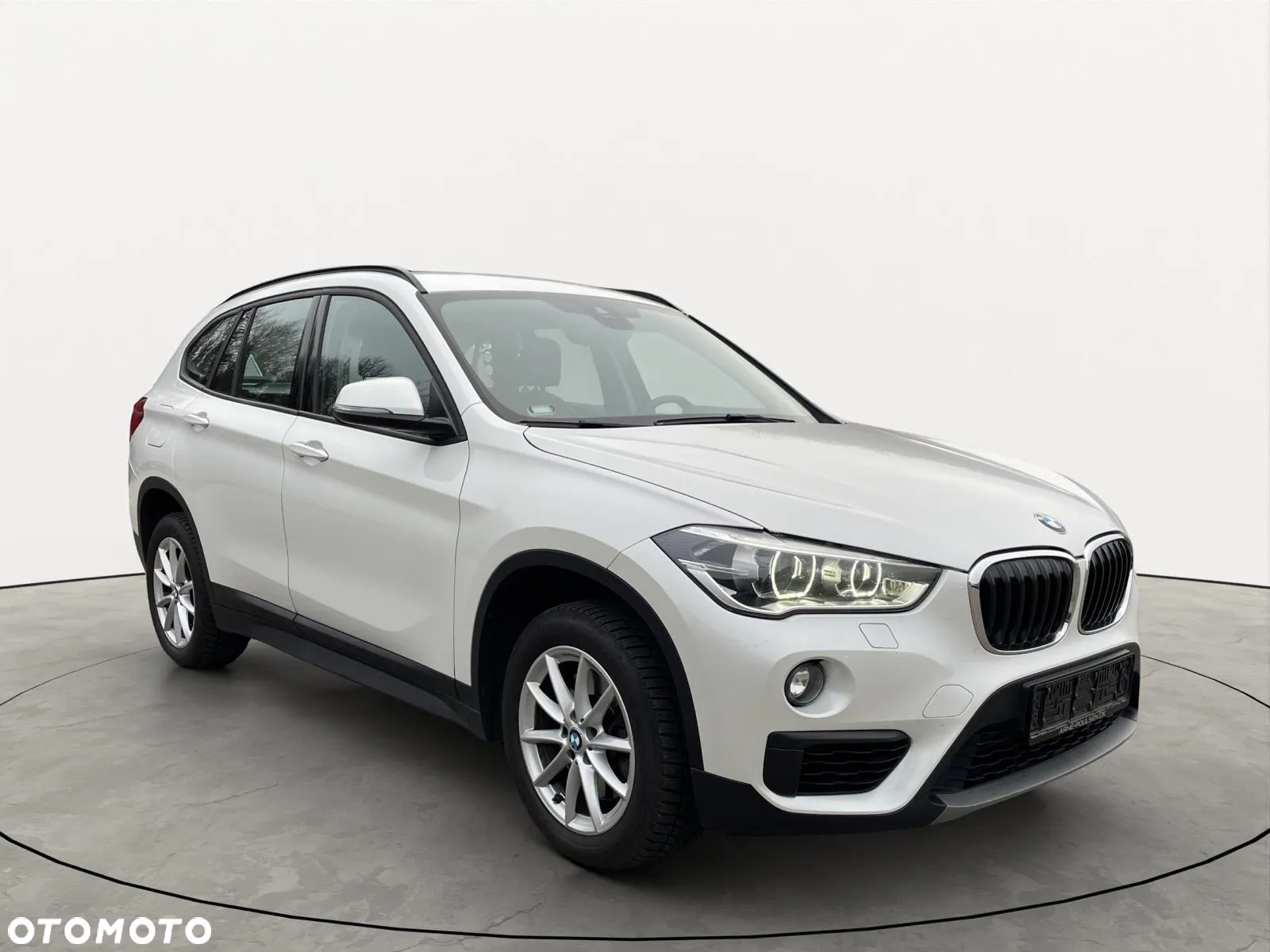 BMW X1 xDrive25i Advantage - 2