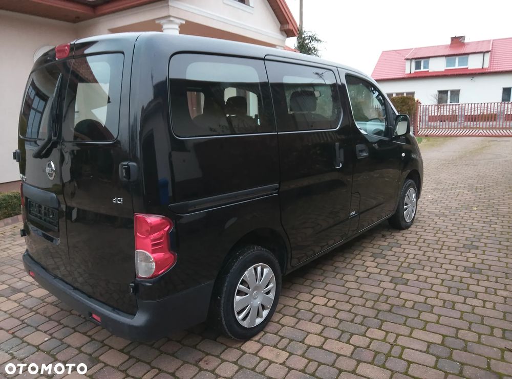 Nissan NV200 - 28