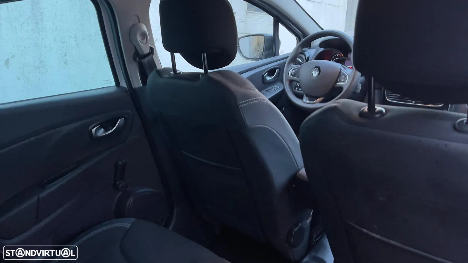 Renault Clio Energy dCi 90 Start & Stop Dynamique - 29