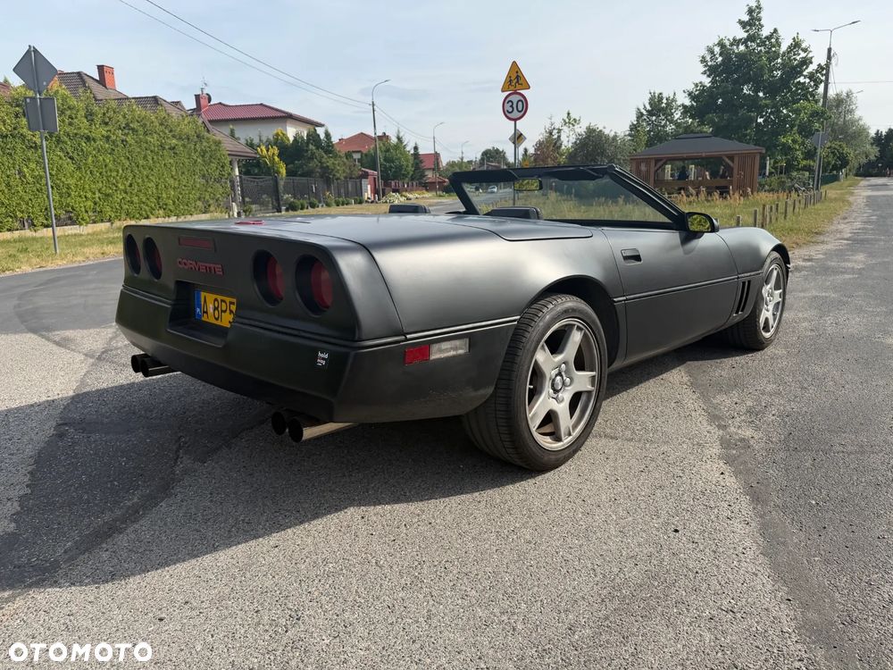 Chevrolet Corvette - 7
