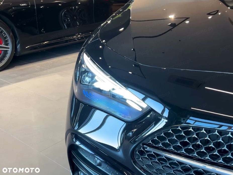 Mercedes-Benz CLE 300 mHEV 4-Matic AMG Line - 6