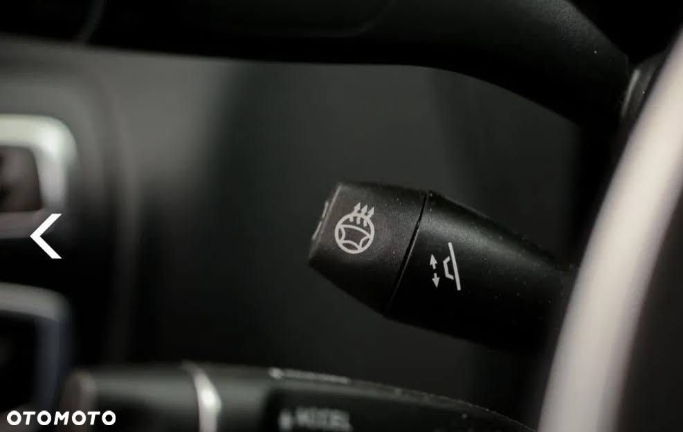 Mercedes-Benz Klasa C 300 4Matic 9G-TRONIC Avantgarde - 23