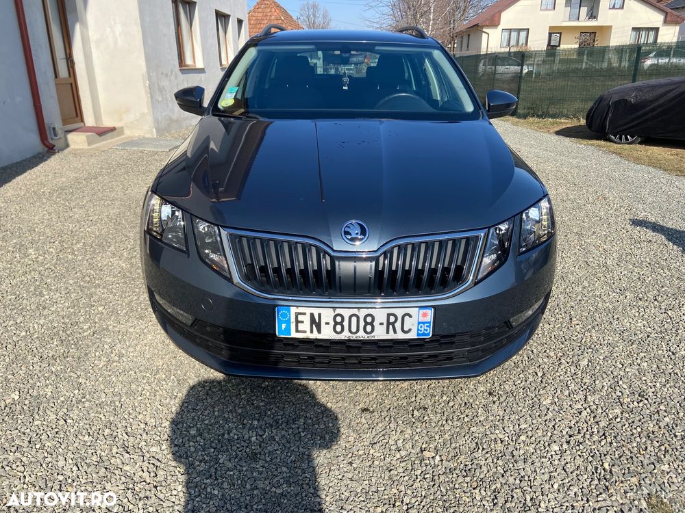 Skoda Octavia - 2