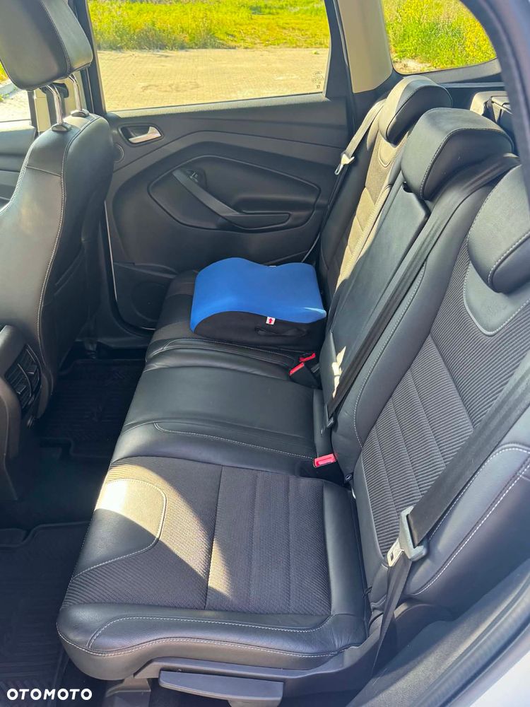 Ford Kuga 2.0 TDCi 4WD Titanium - 12