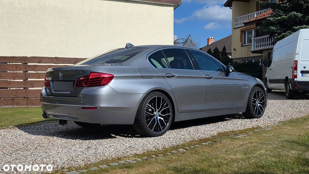 BMW Seria 5 520d Luxury Line - 3
