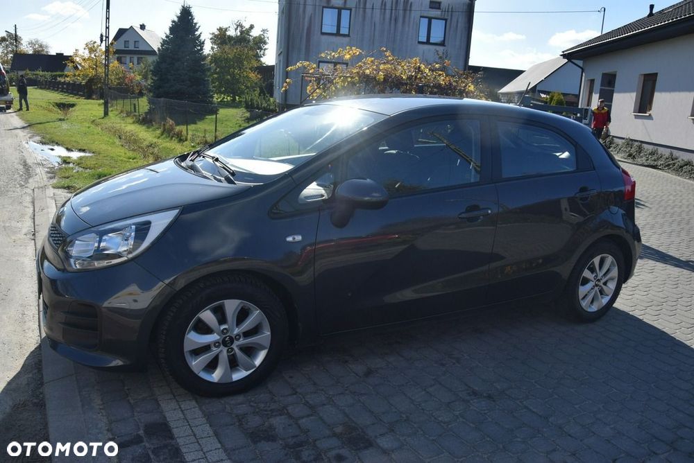 Kia Rio 1.2 Attract - 16