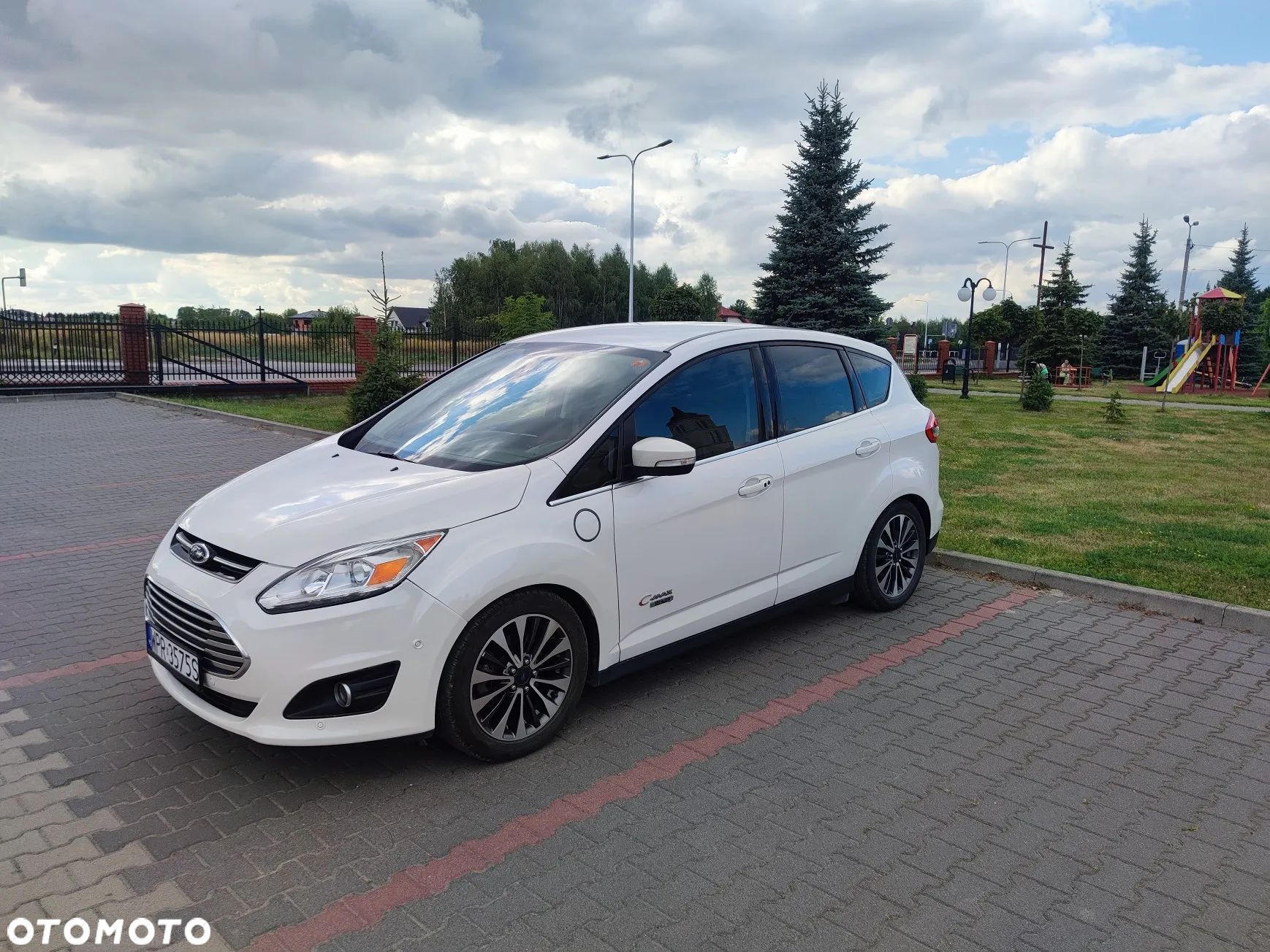 Ford C-MAX - 1