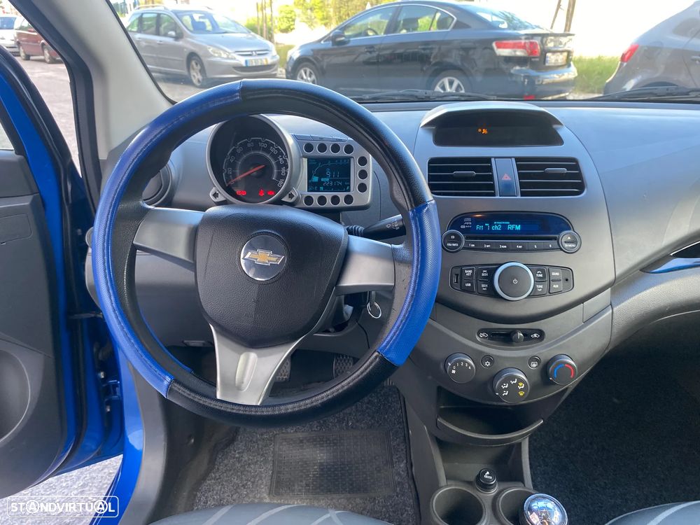 Chevrolet Spark 1.0 LS - 21