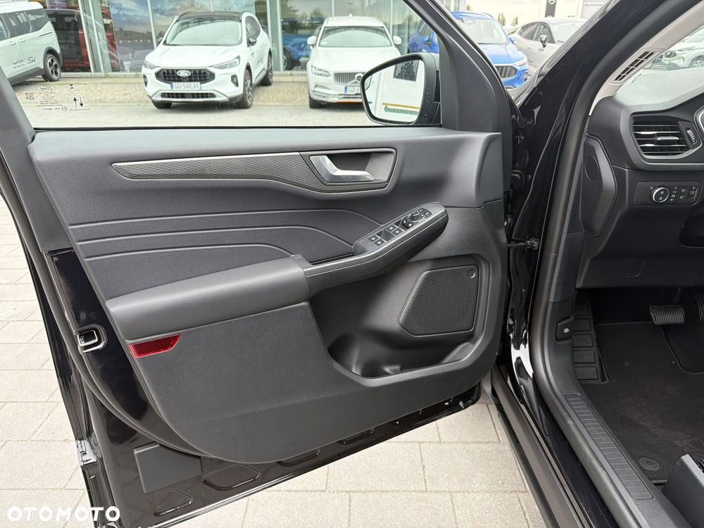 Ford Kuga 2.5 Duratec FHEV TITANIUM - 9