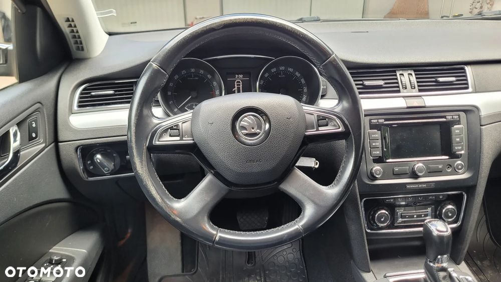 Skoda Superb 2.0 TDI Green tec DSG Elegance - 30