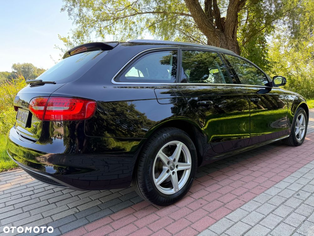 Audi A4 Avant 2.0 TDI DPF clean diesel multitronic S line Sportpaket - 5