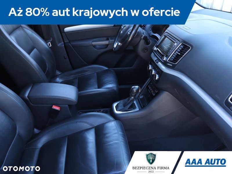 Volkswagen Sharan - 11