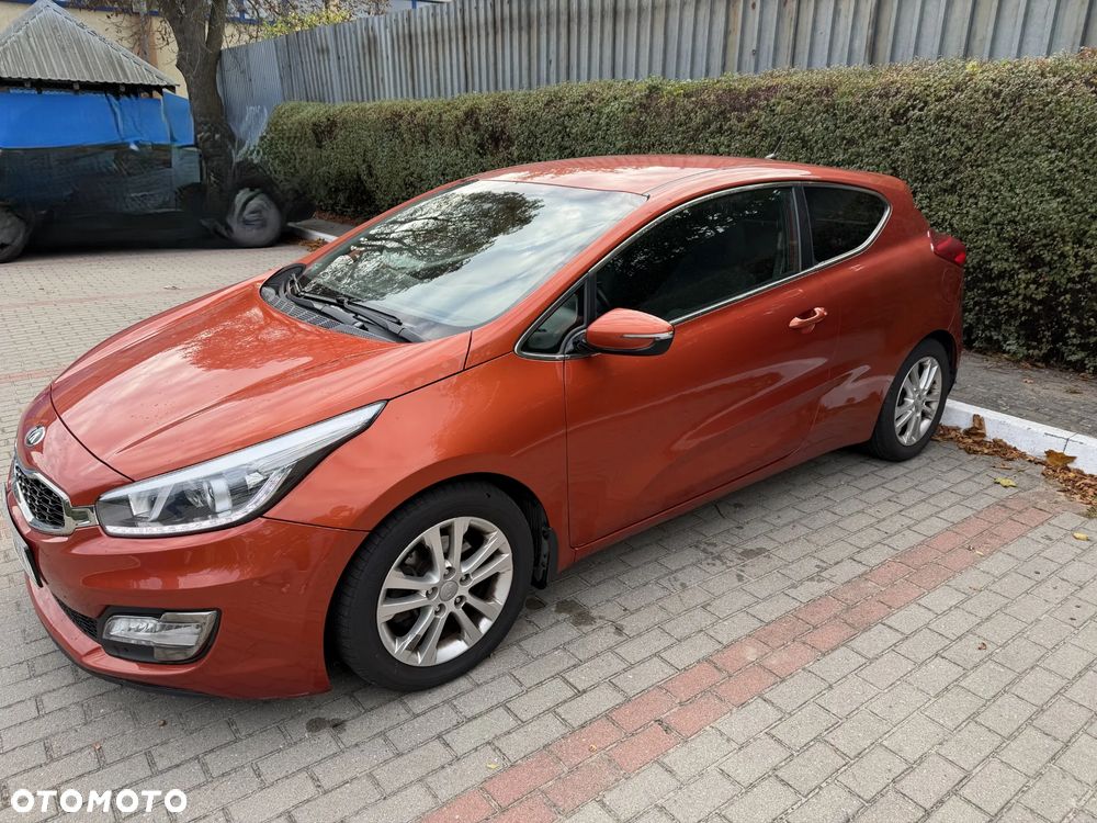 Kia Proceed 2013 photo 2