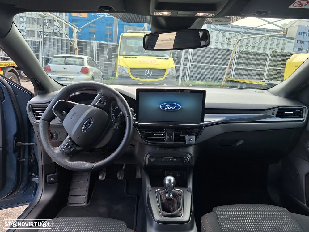 Ford Focus 1.0 EcoBoost MHEV ST-Line - 12