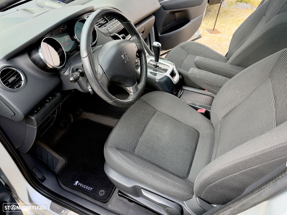 Peugeot 5008 1.6 E-HDi 5L SE Style 2-Tronic - 39