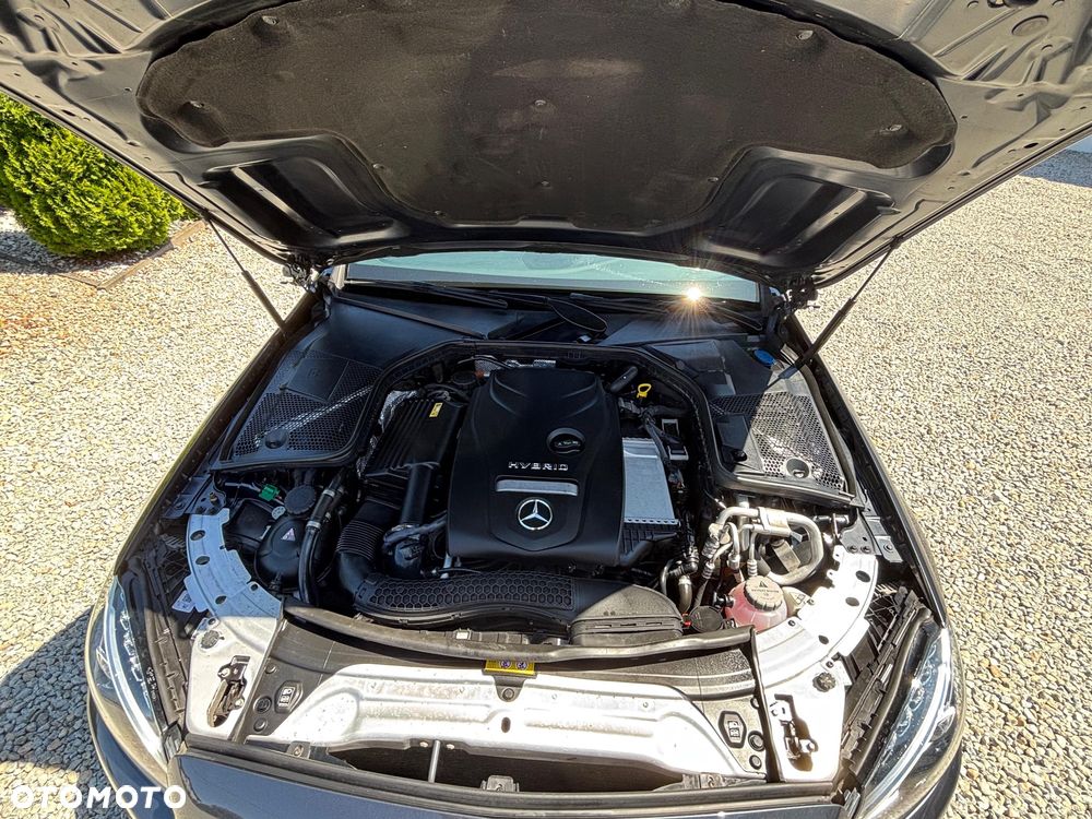 Mercedes-Benz Klasa C 300 de 9G-TRONIC - 16