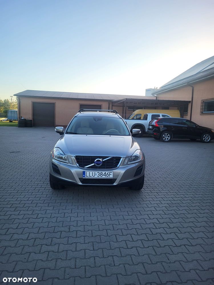 Volvo XC 60 - 2