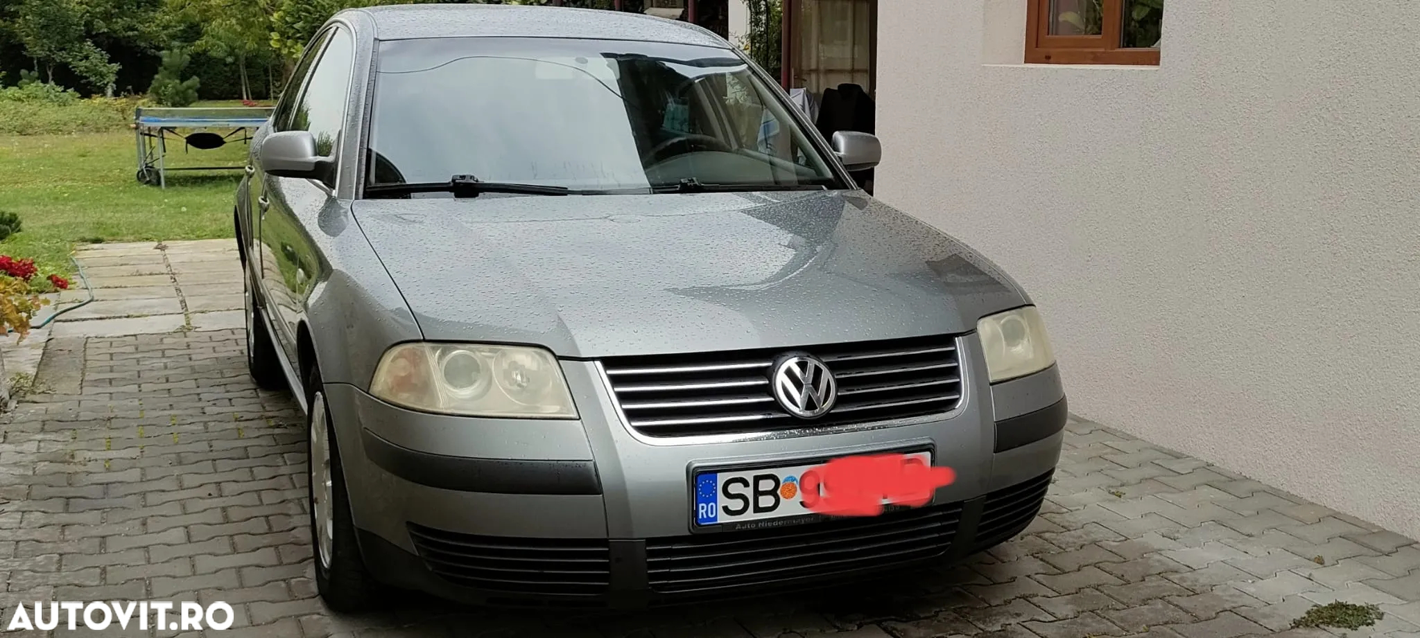 Volkswagen Passat - 4