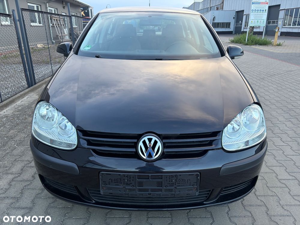 Volkswagen Golf - 1