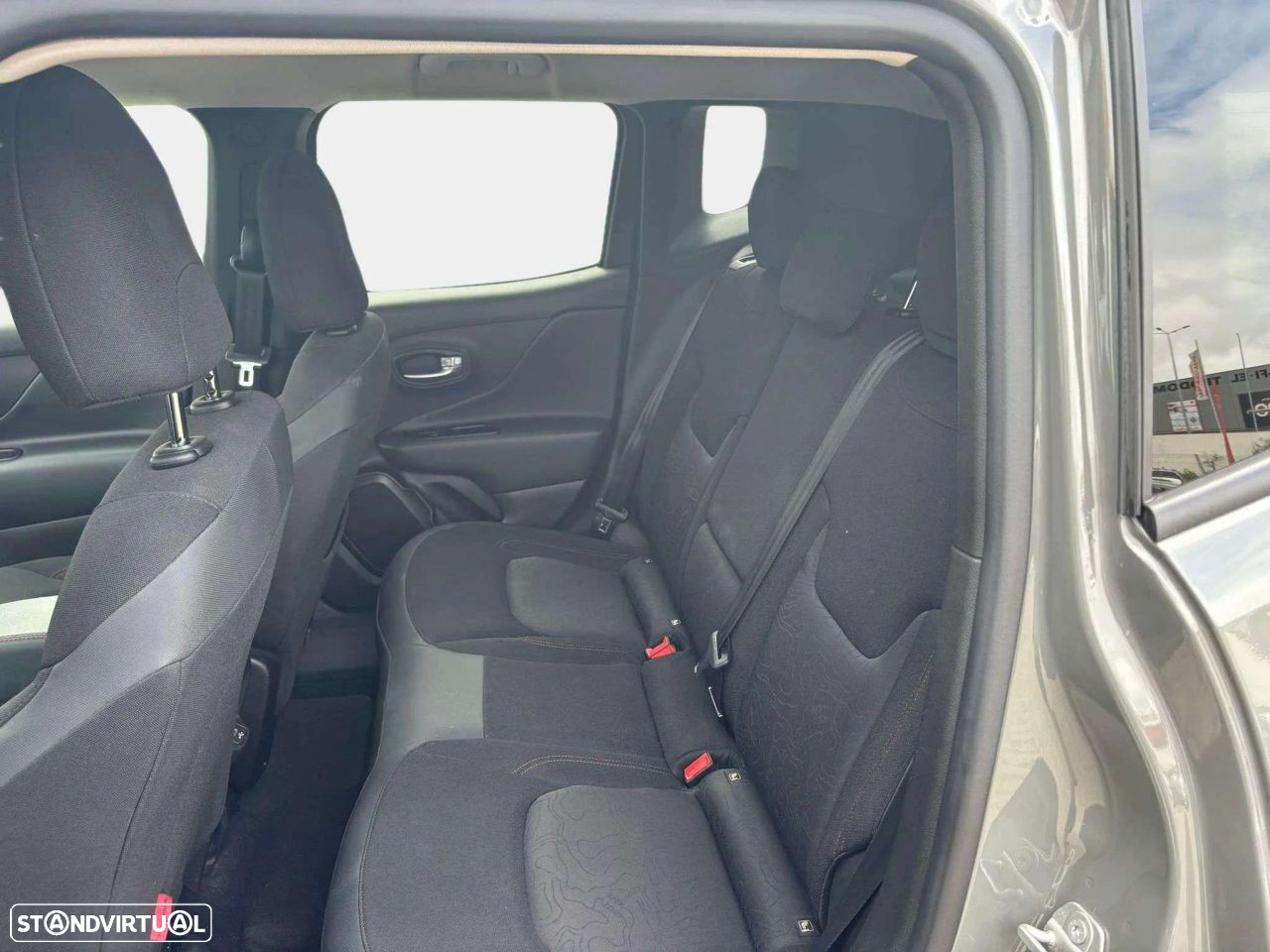Jeep Renegade 1.3 TG 4Xe Trailhawk - 17