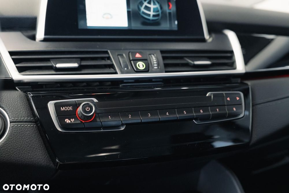 BMW Seria 2 218i GT Sport Line - 23