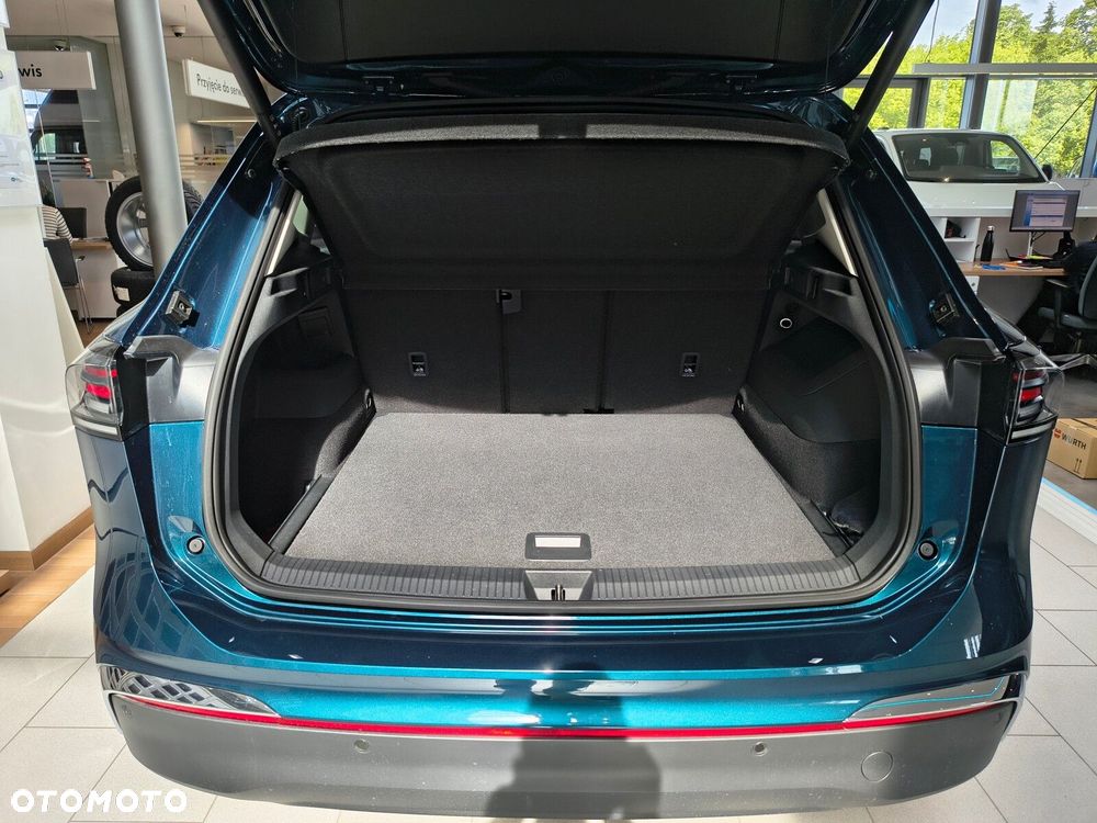 Volkswagen Tiguan - 8