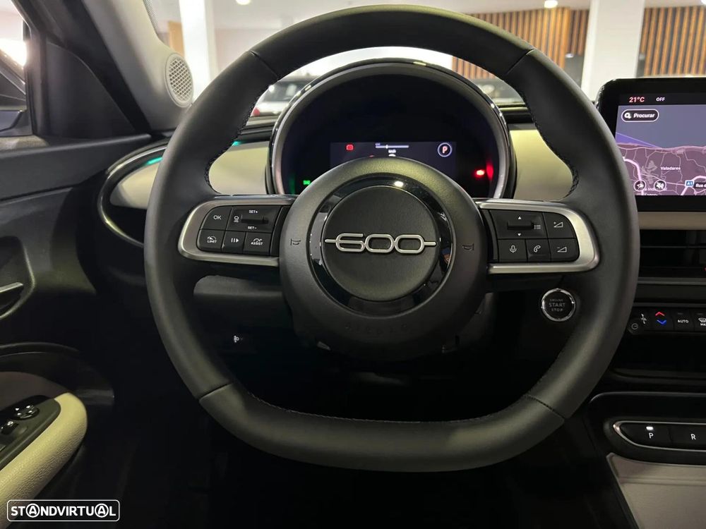 Fiat 600e 54 kWh La Prima - 19