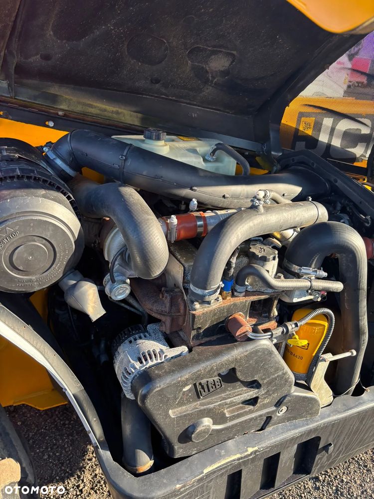 JCB 527-58 Agri Turbo - 20