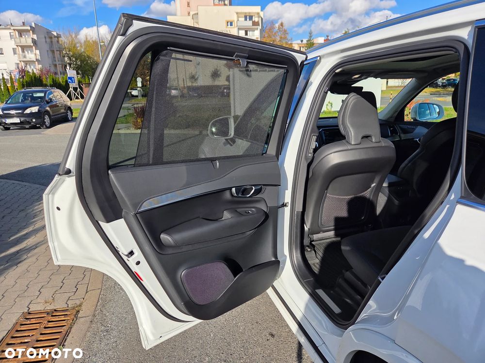 Volvo XC 90 - 16