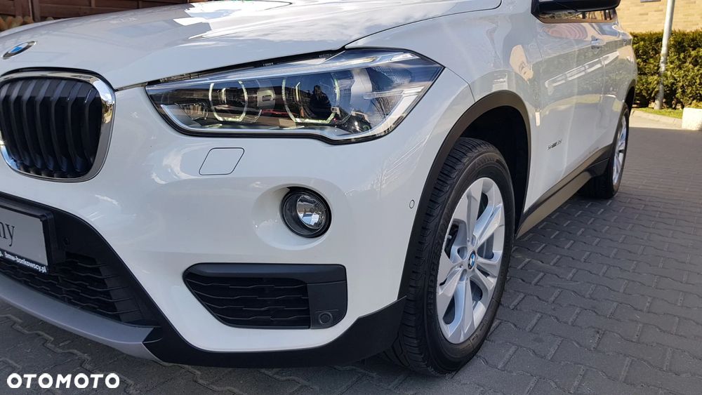 BMW X1 sDrive18d Advantage sport - 24