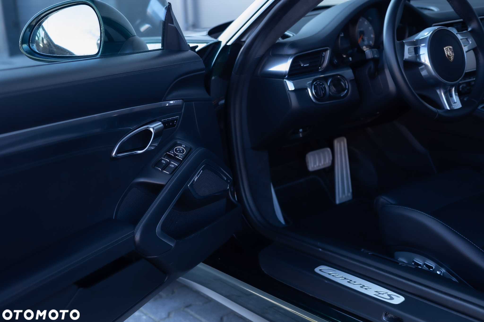 Porsche 911 Carrera 4S PDK - 25