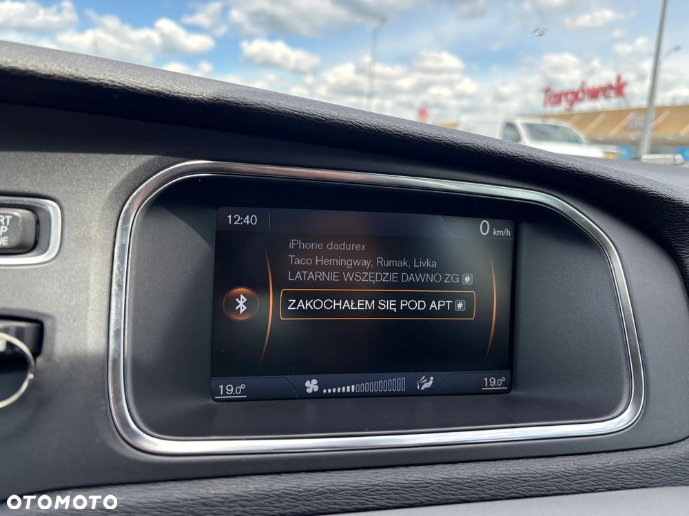 Volvo V40 D2 Kinetic - 28
