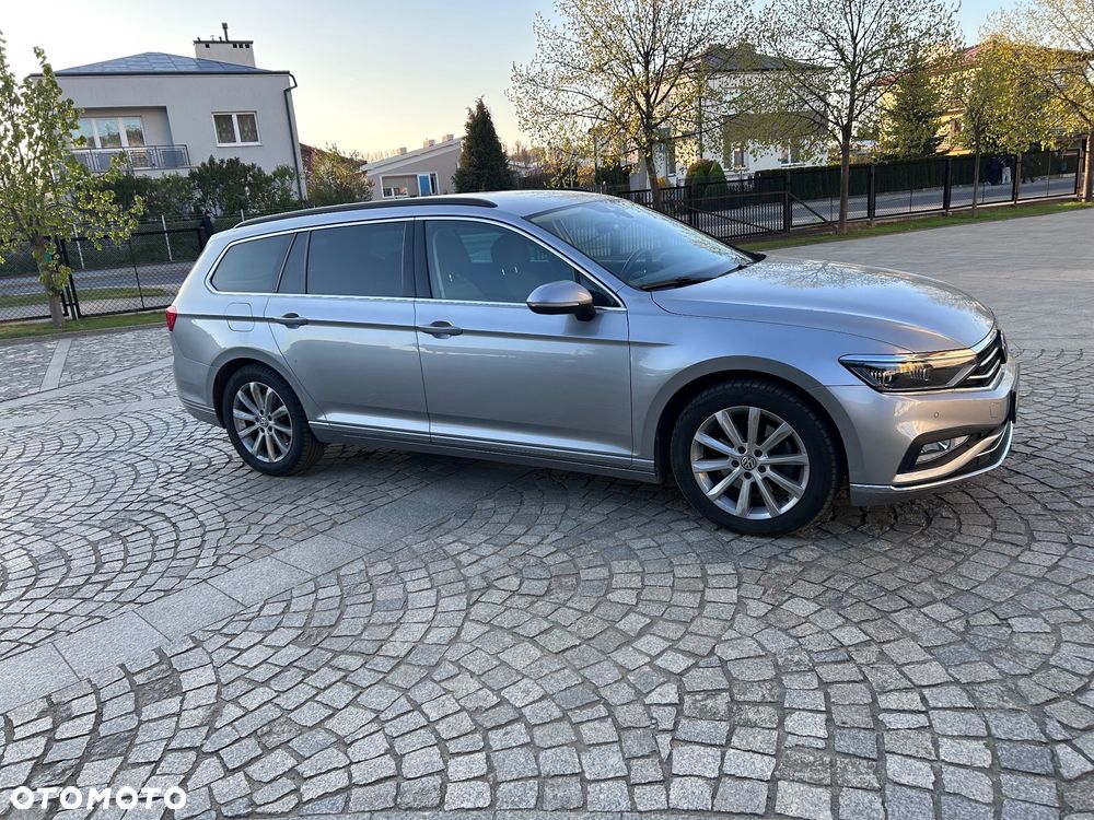 Volkswagen Passat 2.0 TDI SCR DSG Business - 4