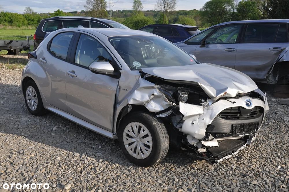 Toyota Yaris - 2