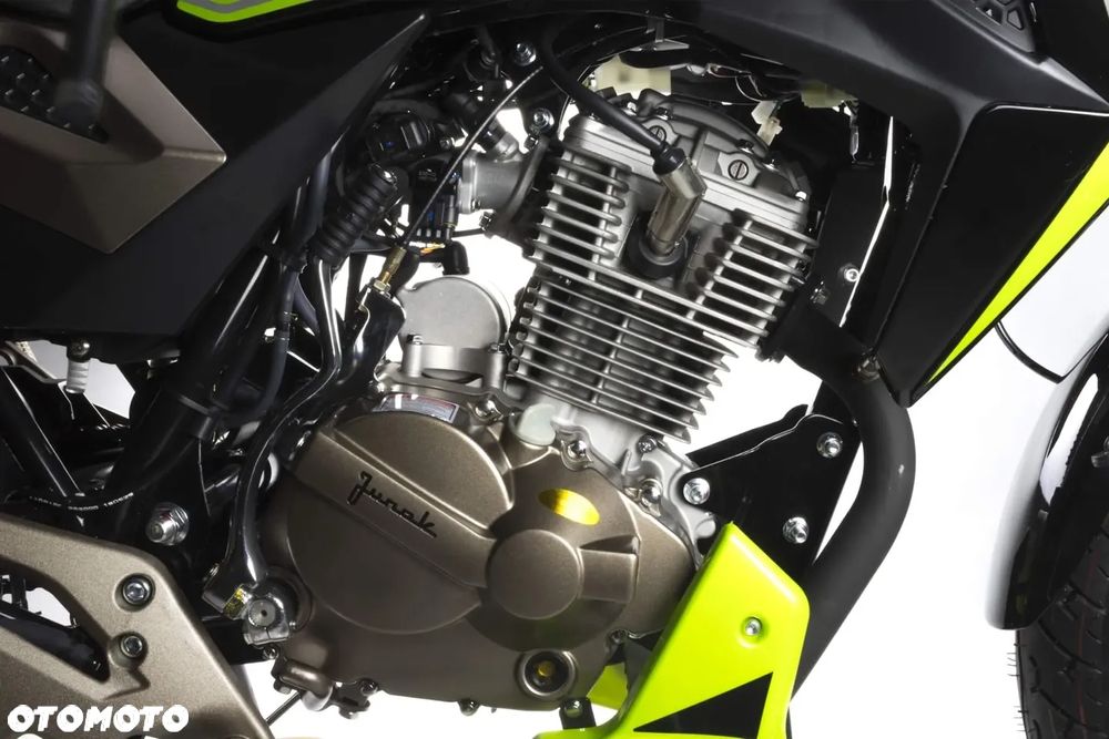 Junak 125 Racer - 4