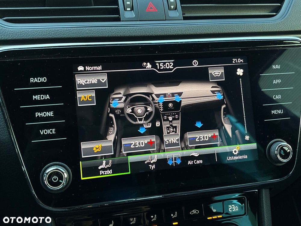Skoda Superb 2.0 TDI SCR Sportline DSG - 27