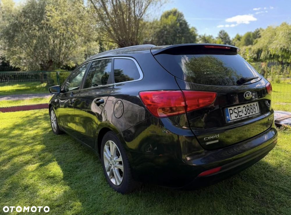 Kia Ceed 1.6 CRDi Business Line - 4