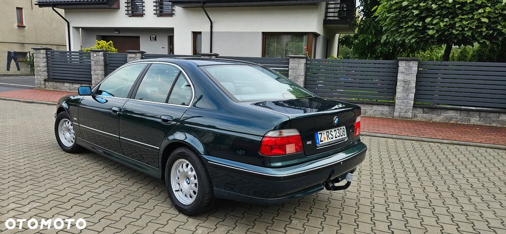 BMW Seria 5 520i - 6