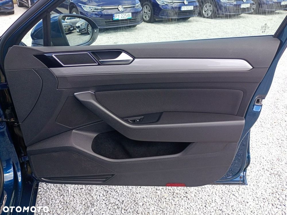 Volkswagen Passat Variant 2.0 TDI EVO Business DSG - 25