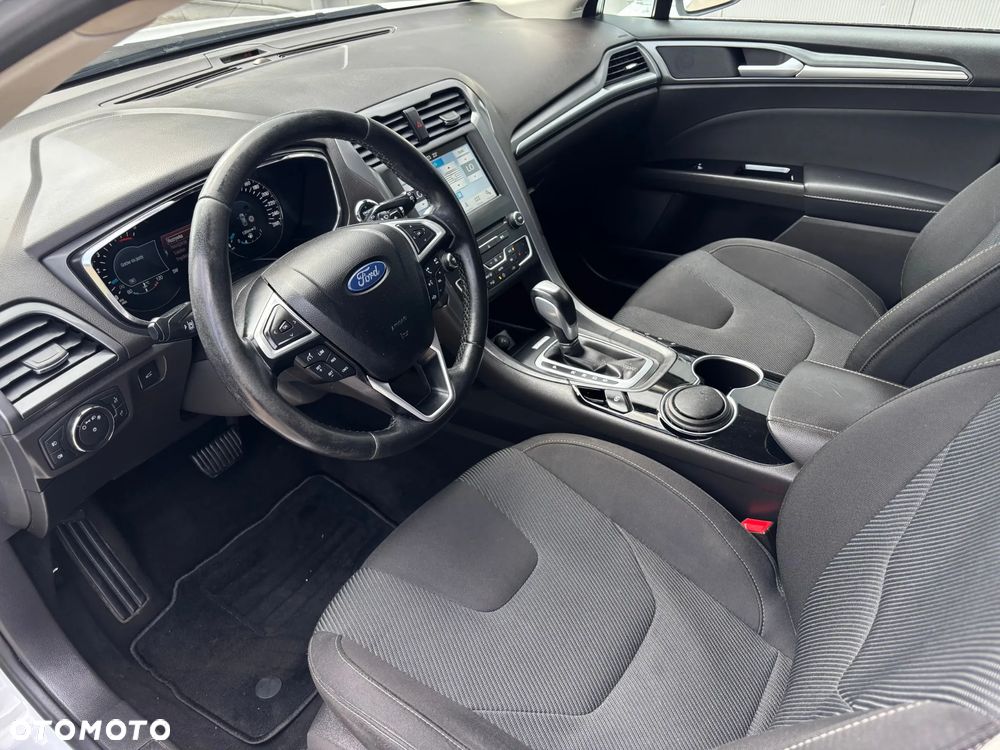 Ford Mondeo 2.0 TDCi Titanium PowerShift - 8