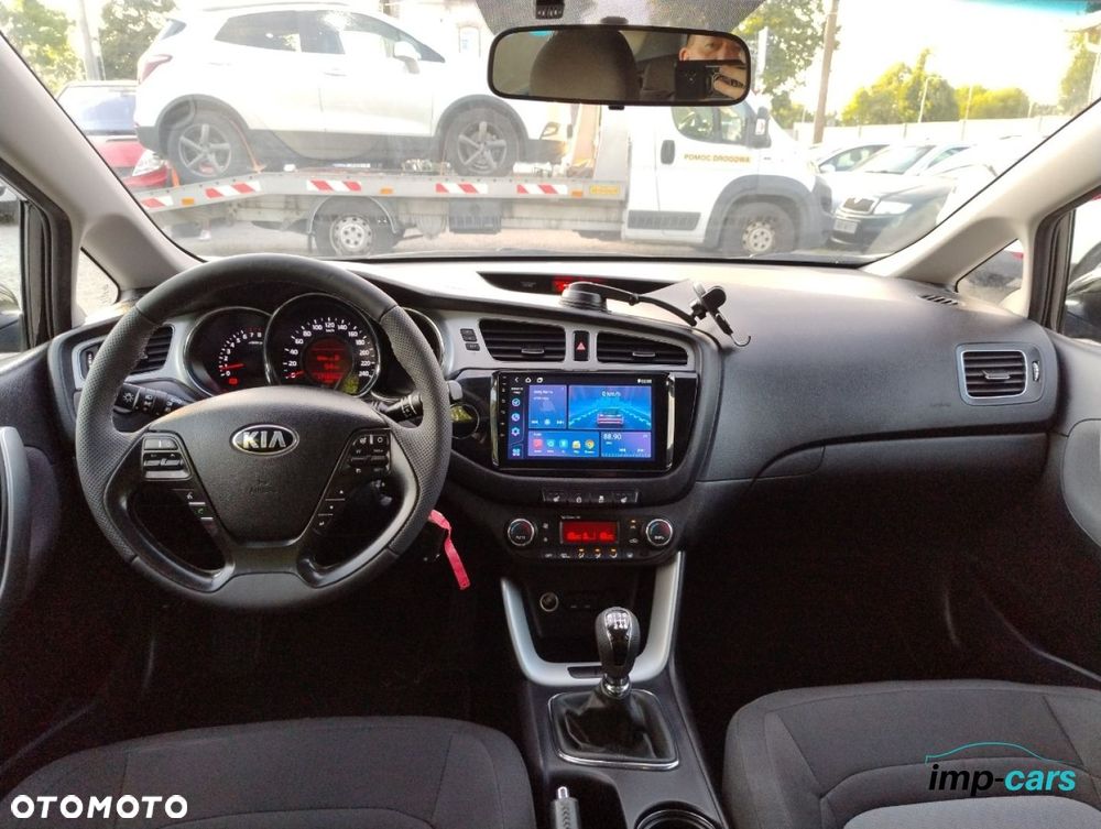 Kia Ceed - 3