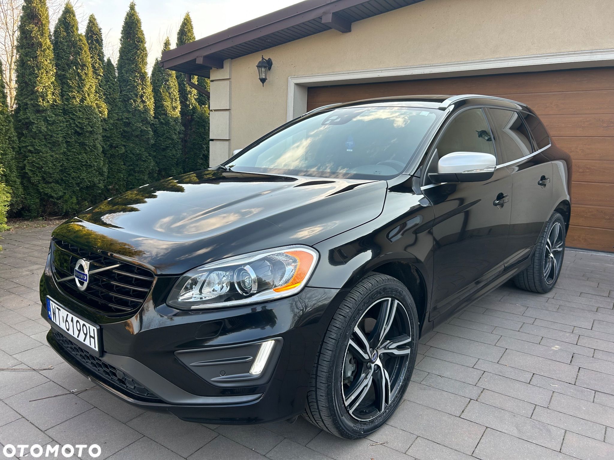 Volvo XC 60 T6 Drive-E R-Design Summum - 1