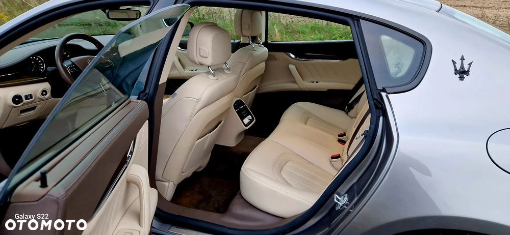 Maserati Quattroporte - 12