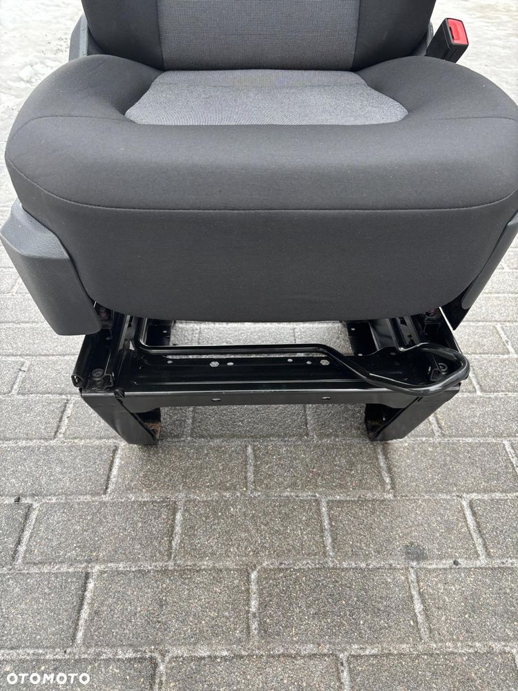 Fotel pasażera podłokietniki VW Crafter II MAN TGE - 6