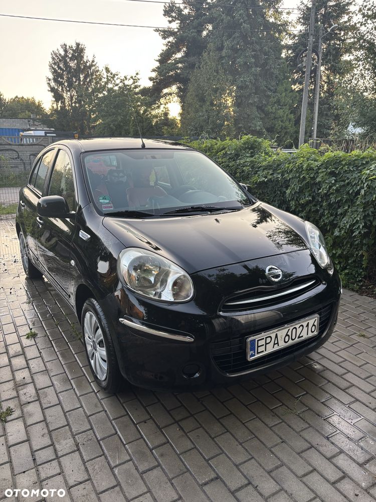 Nissan Micra - 1