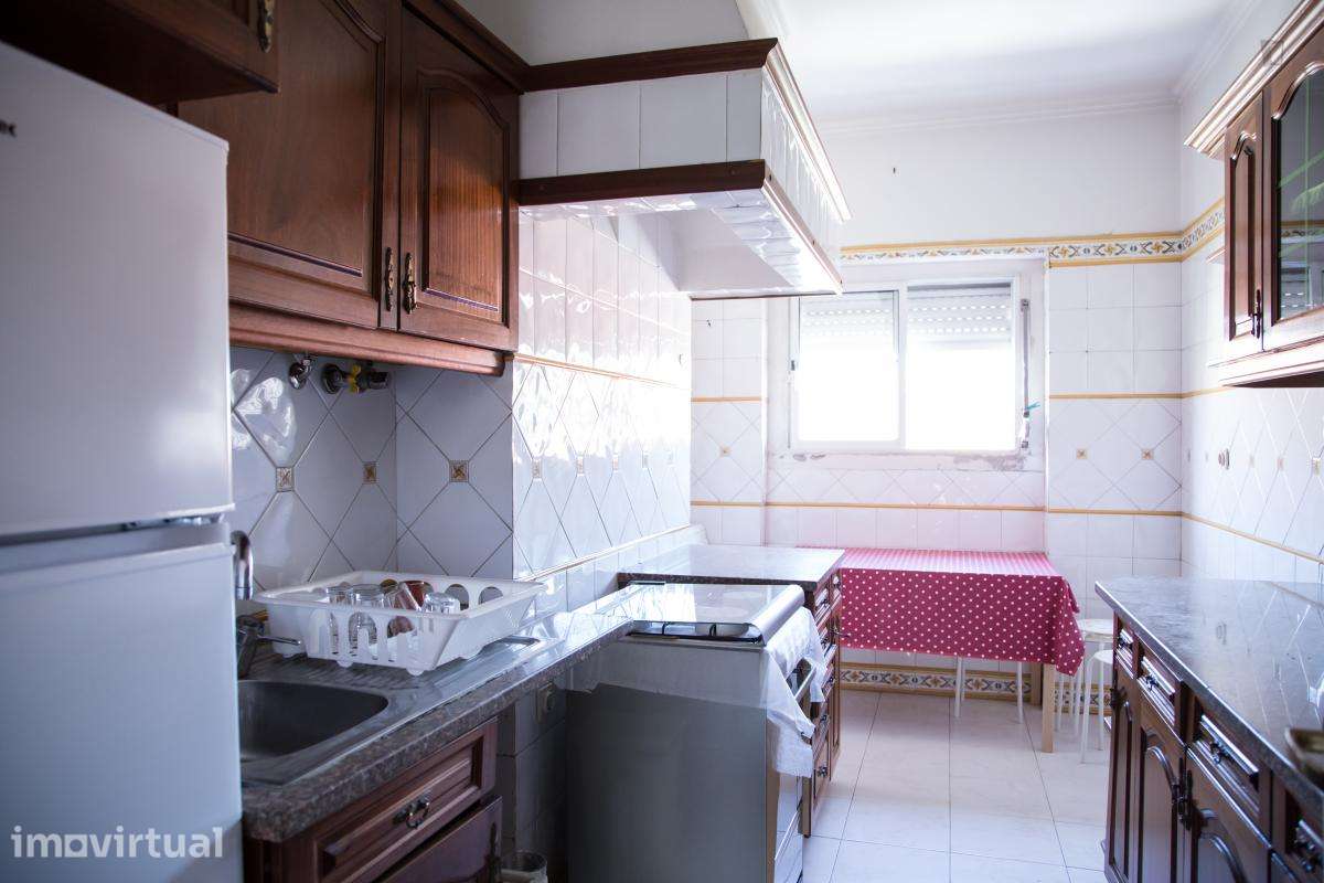 Quarto - localizado em Alvalade Lisbon - Grande imagem: 5/17