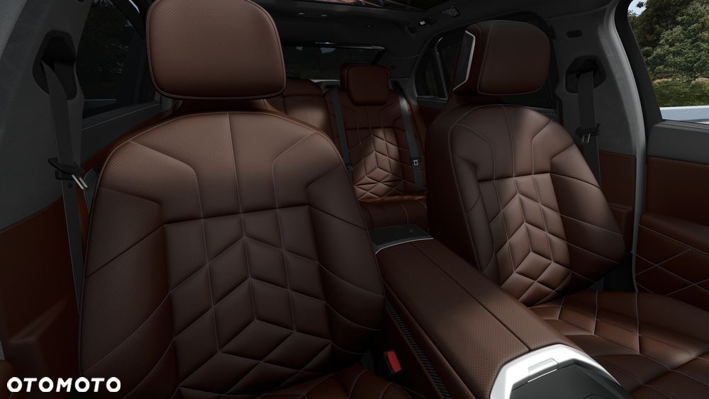 BMW Seria 7 740 xDrive - 12