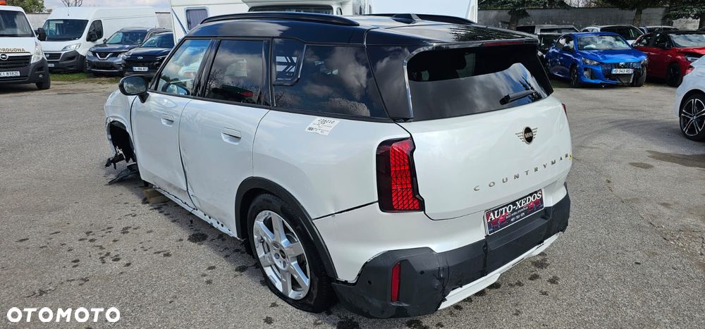 MINI Countryman SE ALL4 John Cooper Works Trim - 7