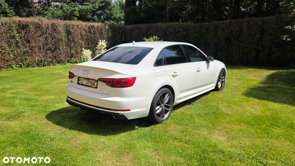 Audi S4 Limousine - 4