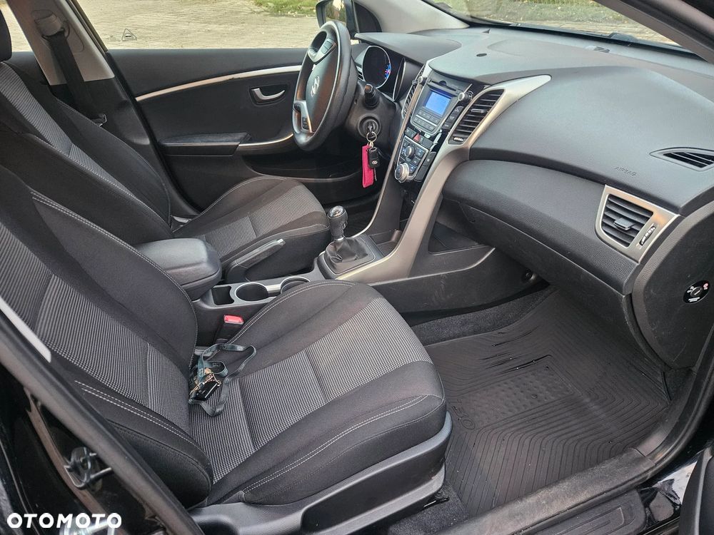 Hyundai i30 - 12